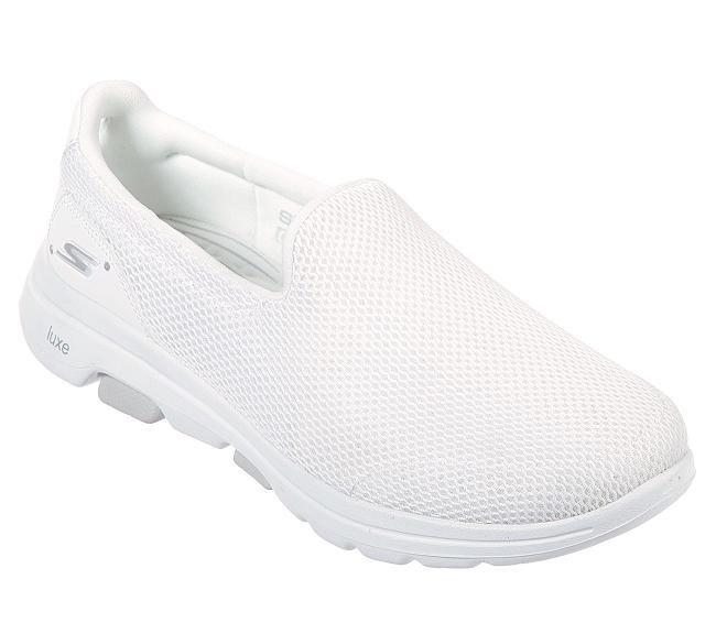 Zapatillas Para Caminar Skechers Mujer - GOwalk 5 Blanco OHCKG4695